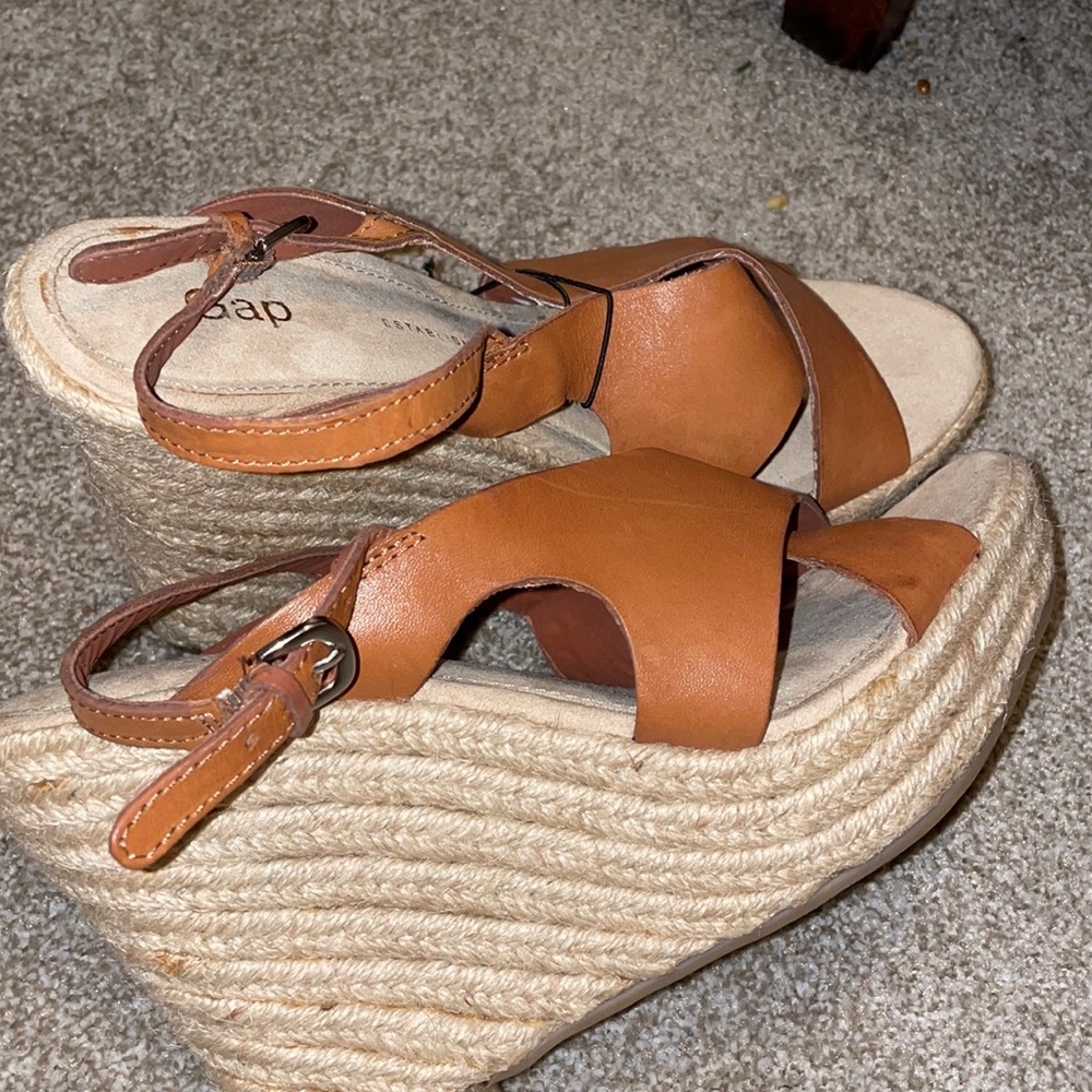 Gap Sandals